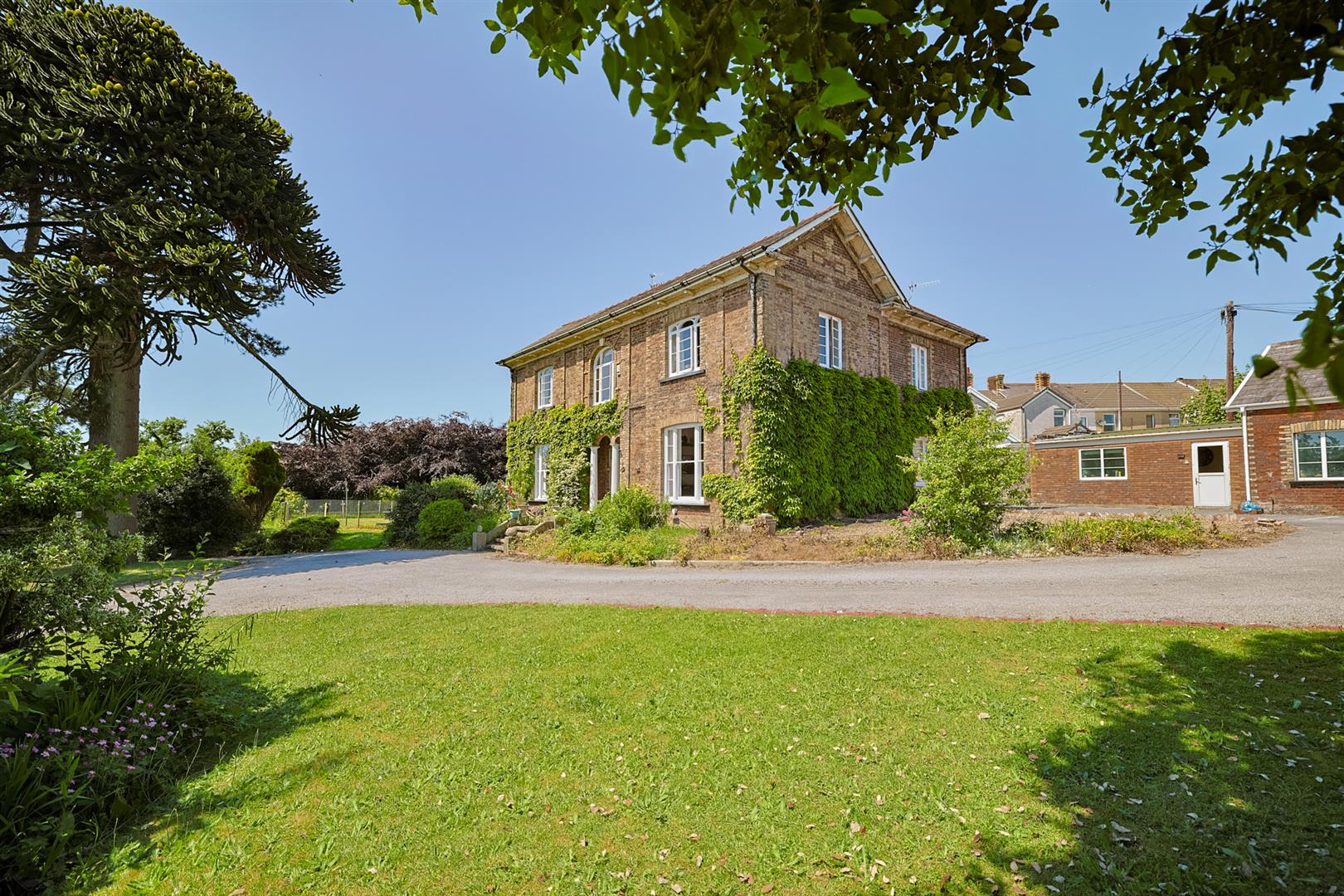 Highfield House, Tyisha Road, Llanelli, SA15 1RW